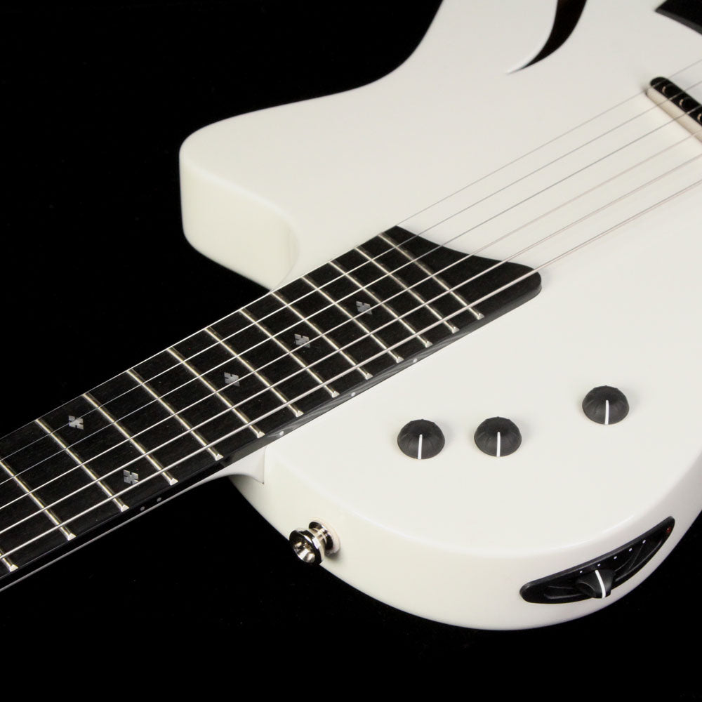 Taylor Fall 2017 LTD T5z Classic DLX Electric Guitar Arctic White — 5