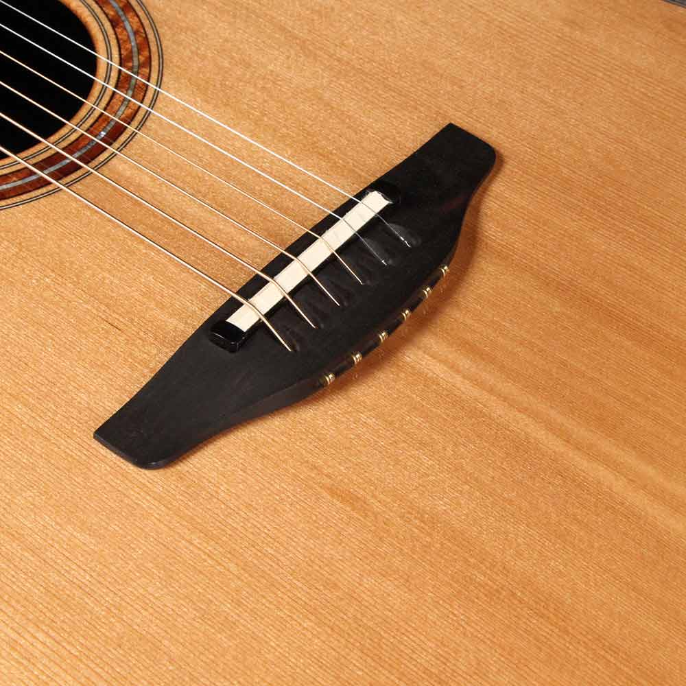 Ovation Custom Legend 50th Anniversary Mid Contour Acoustic Guitar Natural Gloss — 4