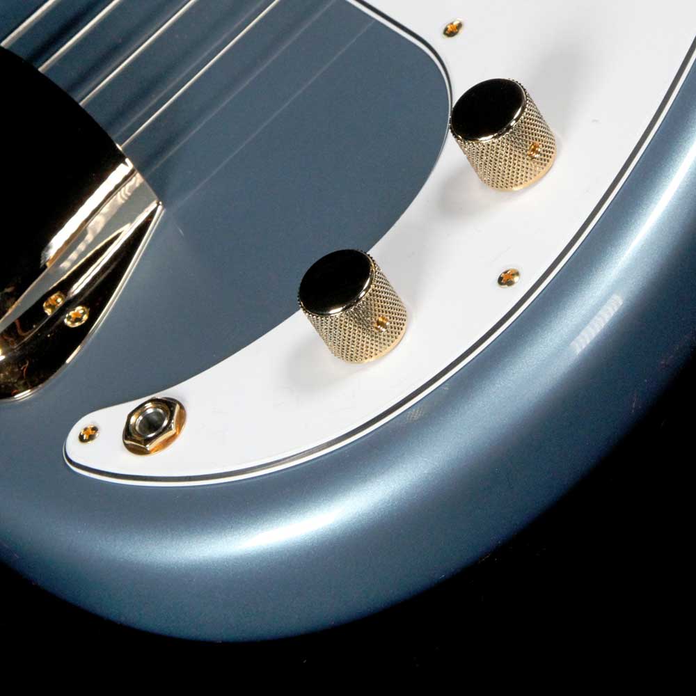 Fender Custom Shop 1960s Precision Bass NOS Ice Blue Metallic — 5