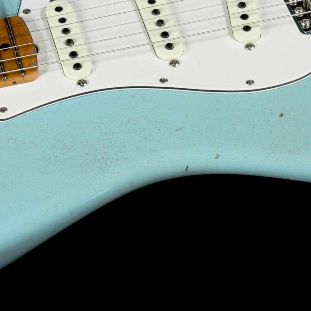 Fender Custom Shop Postmodern Stratocaster Journeyman Relic Aged Daphne Blue — 8