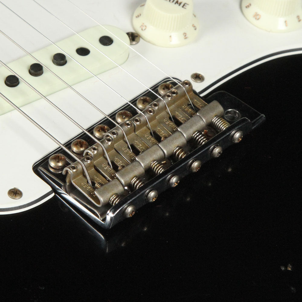 Fender Custom Shop '68 Stratocaster Relic Aged Black — 5