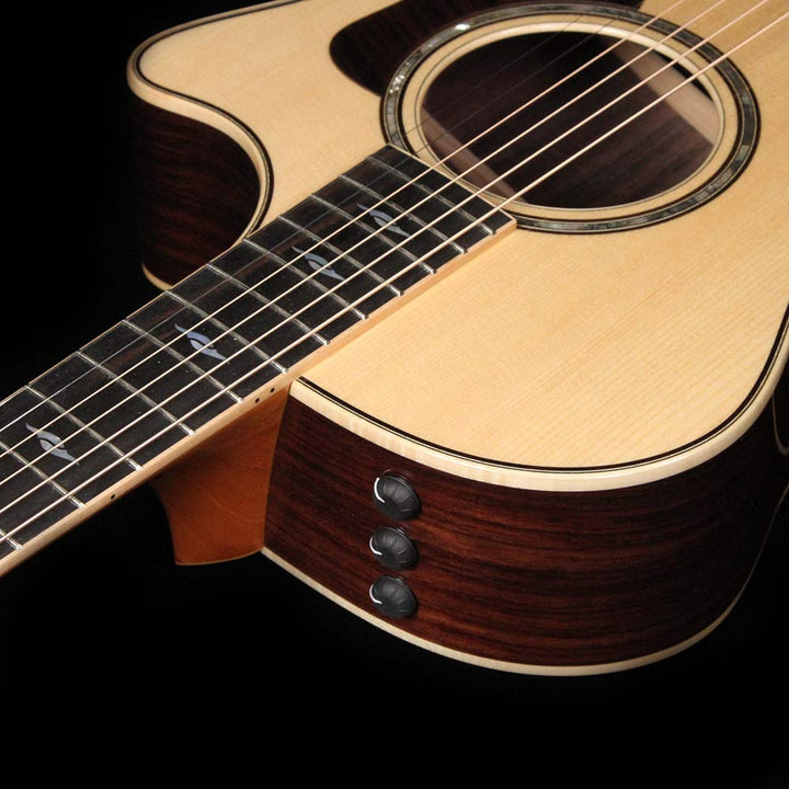 Taylor 812ce 12-Fret Grand Concert Acoustic Natural