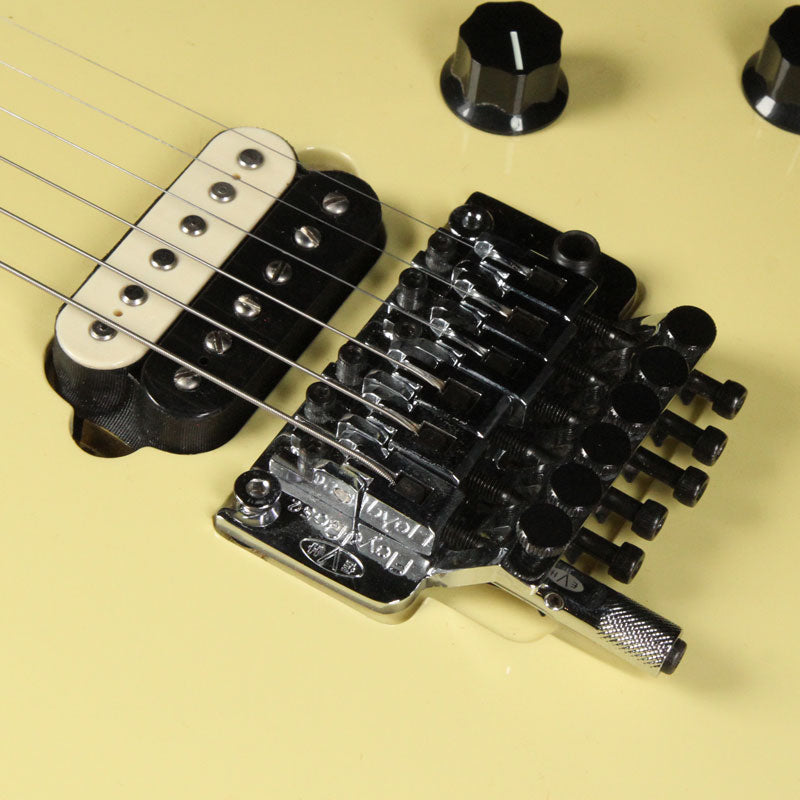 Used EVH Wolfgang AA Birdseye Maple Neck Electric Guitar Vintage White — 5