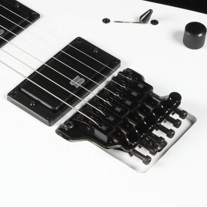 Jackson Pro Series Mick Thomson Signature Soloist Satin White