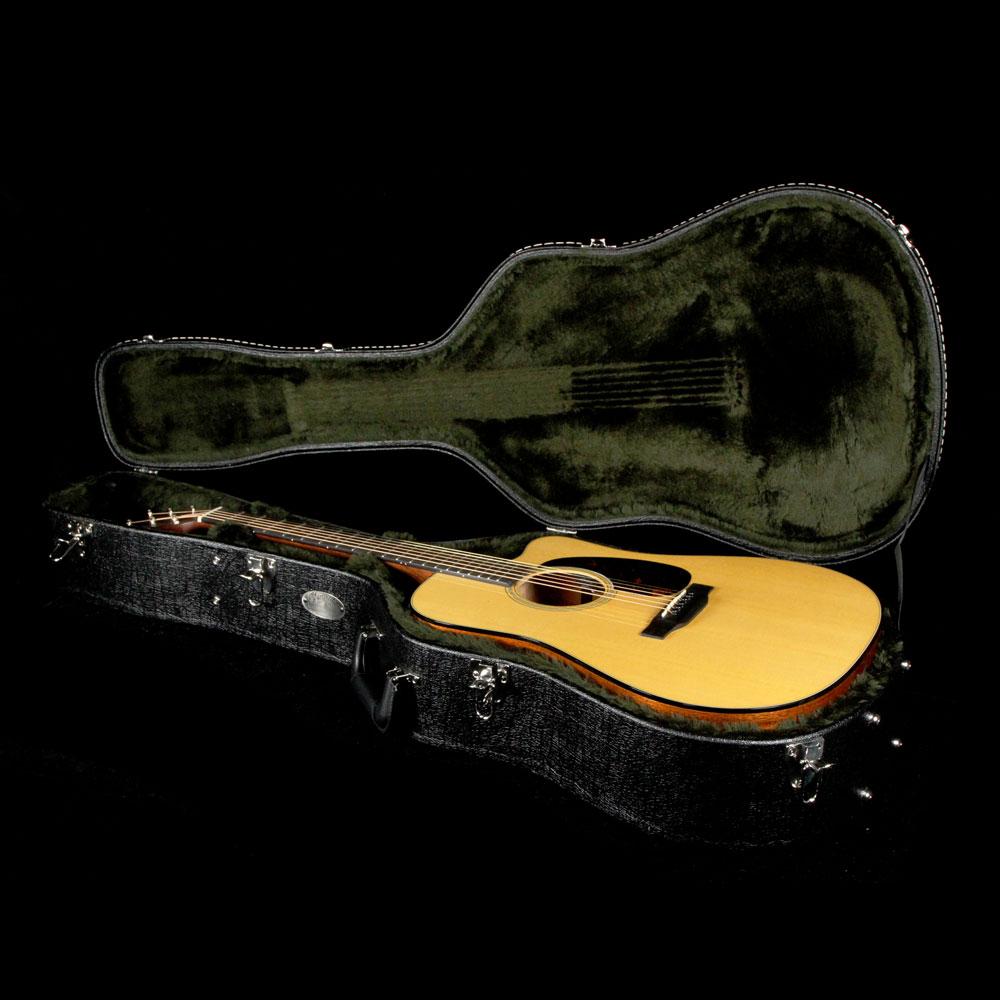 Martin DC-18E Acoustic Natural 2018 — 9