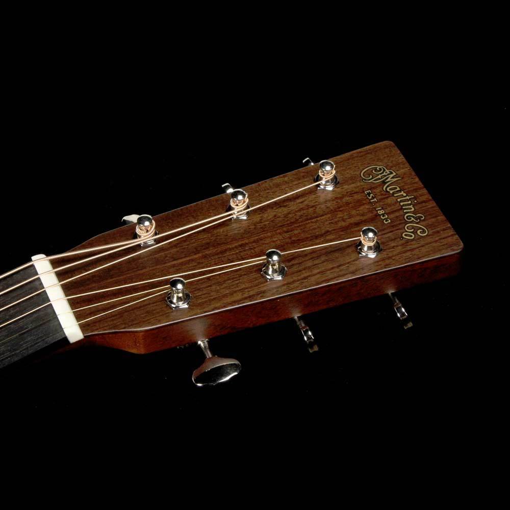 Martin GPC-18E Grand Performance Ambertone — 4