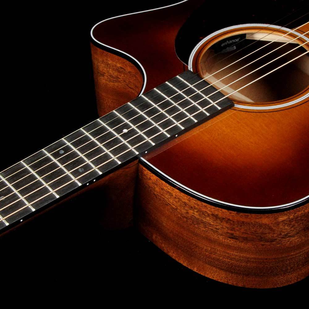 Martin GPC-18E Grand Performance Ambertone — 6