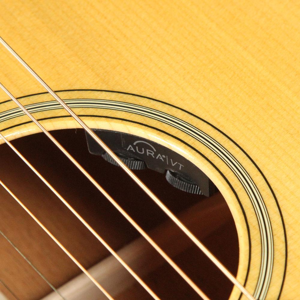 Martin OMC-18E Acoustic Guitar Natural 2018 — 7