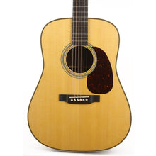 Martin HD-28E Dreadnought Acoustic-Electric Natural 2020