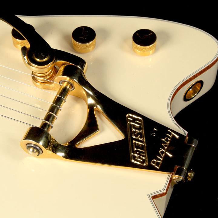 Used 2008 Gretsch Limited Edition Billy Bo Jupiter Electric Guitar White Penguin