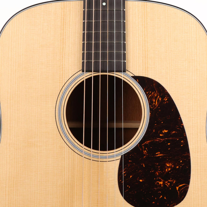 Martin D-18 Authentic 1939 Vintage Gloss Dreadnought