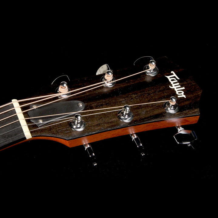 Used Taylor 110e Dreadnought Acoustic-Electric Guitar Walnut