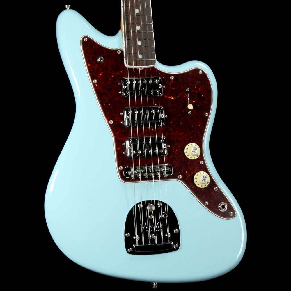 Fender 60th Anniversary Triple Jazzmaster Limited Edition Daphne Blue — 1