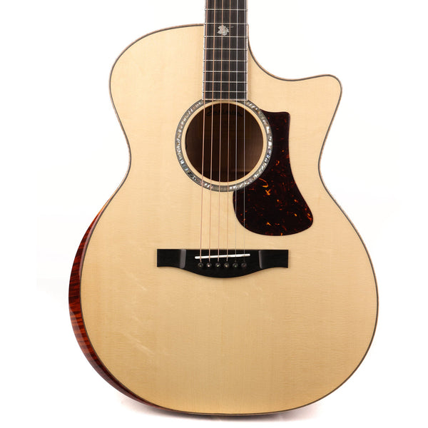 Eastman AC622CE Grand Auditorium Acoustic Natural