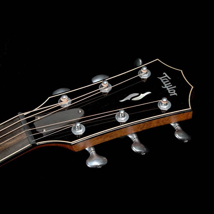 Taylor 814ce DLX Grand Auditorium Natural