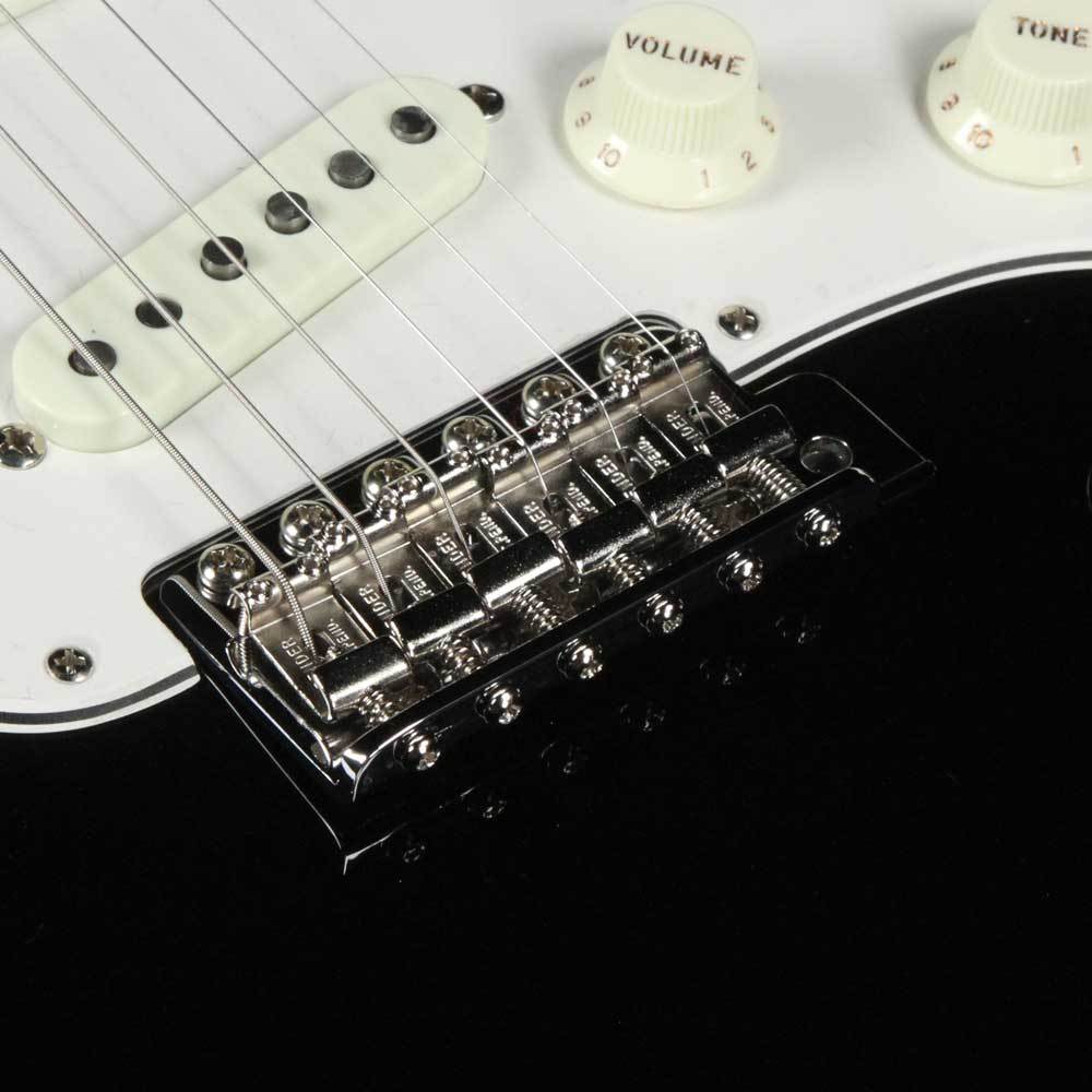 Fender Custom Shop Jimi Hendrix Voodoo Child Strat Black — 6