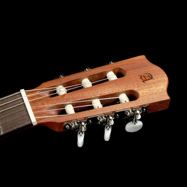 Alhambra Open Pore Collection OP1 Classical Nylon String Guitar Natural