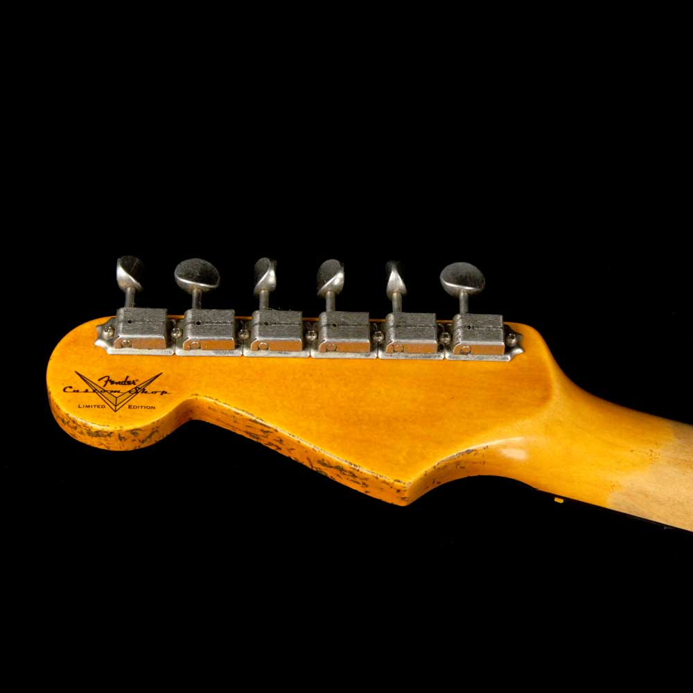 Fender Custom Shop '62 Stratocaster Heavy Relic Aged Cherry Burst — 5