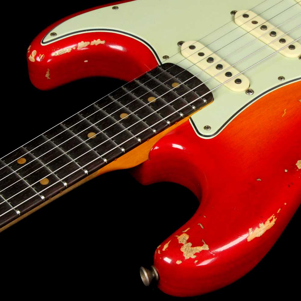 Fender Custom Shop '62 Stratocaster Heavy Relic Aged Cherry Burst — 7