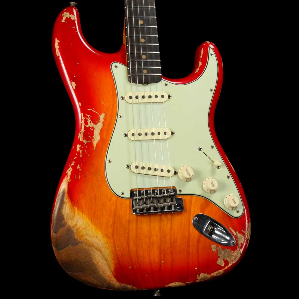 Fender Custom Shop '62 Stratocaster Heavy Relic Aged Cherry Burst — 1