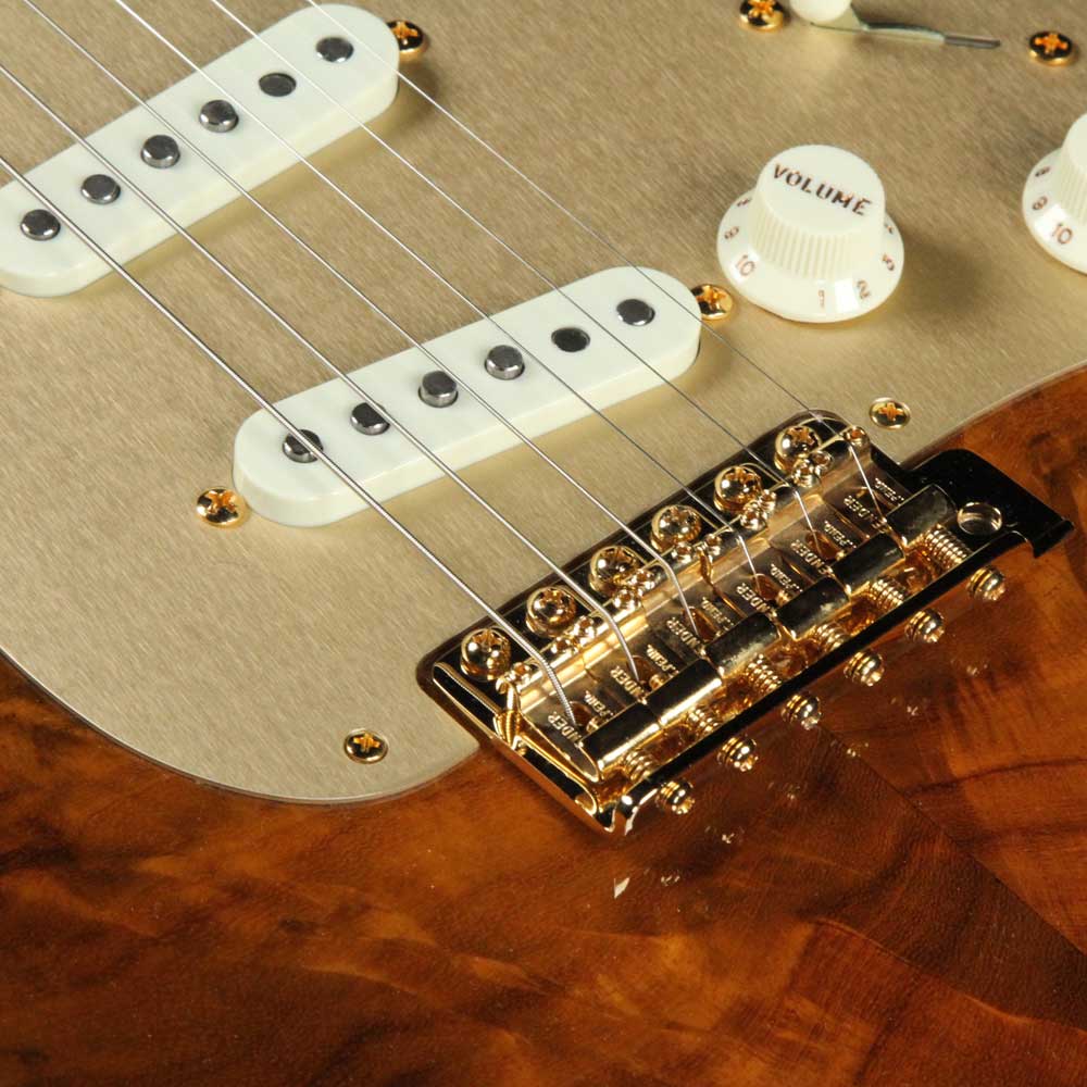 Fender Custom Shop Artisan Stratocaster Electric Guitar Roasted Butternut Claro Walnut — 4