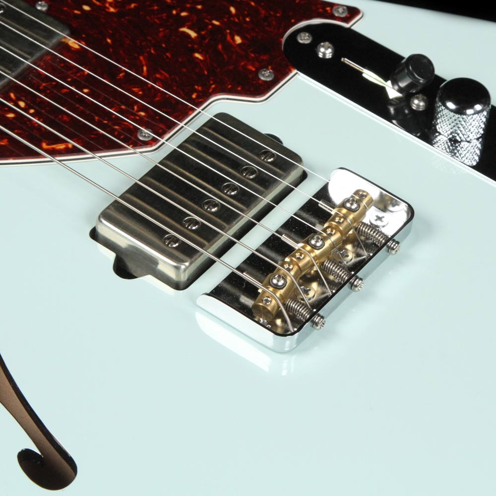 Suhr Alt T Pro Limited Edition Sonic Blue — 4