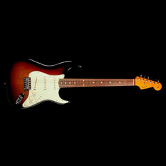 Fender Classic Series '60s Stratocaster Lacquer 3-Tone Sunburst