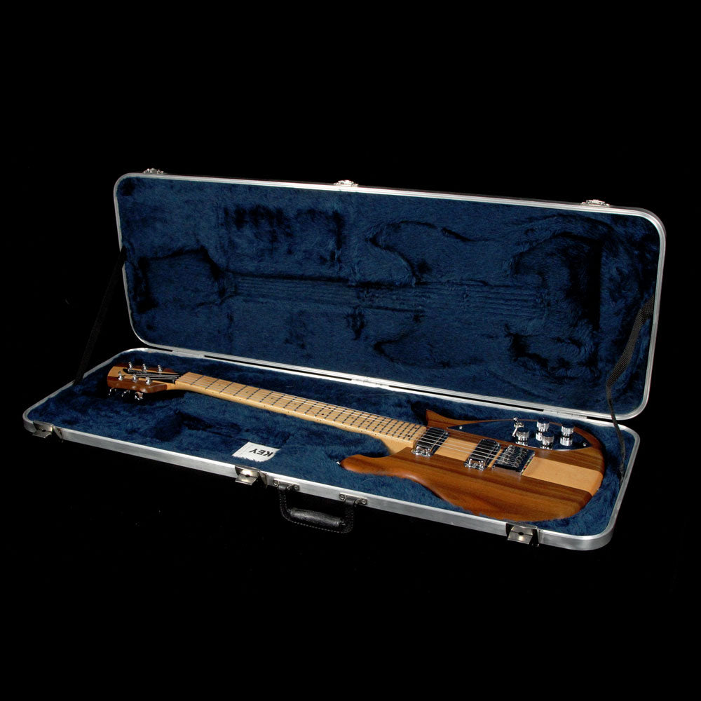 Rickenbacker 650D Dakota Walnut — 7