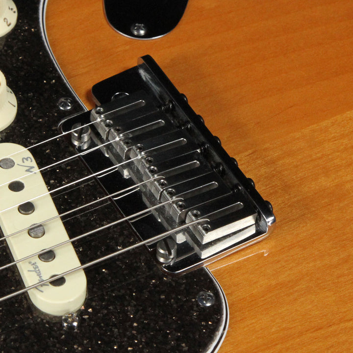 Fender American Deluxe Stratocaster Amber 2011