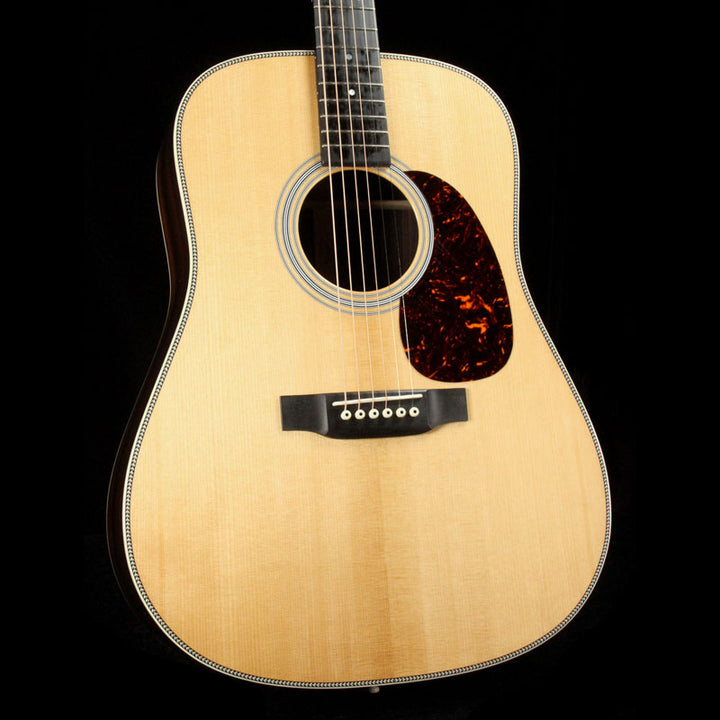 Martin HD-28 Dreadnought Acoustic Adirondack Spruce VTS Natural