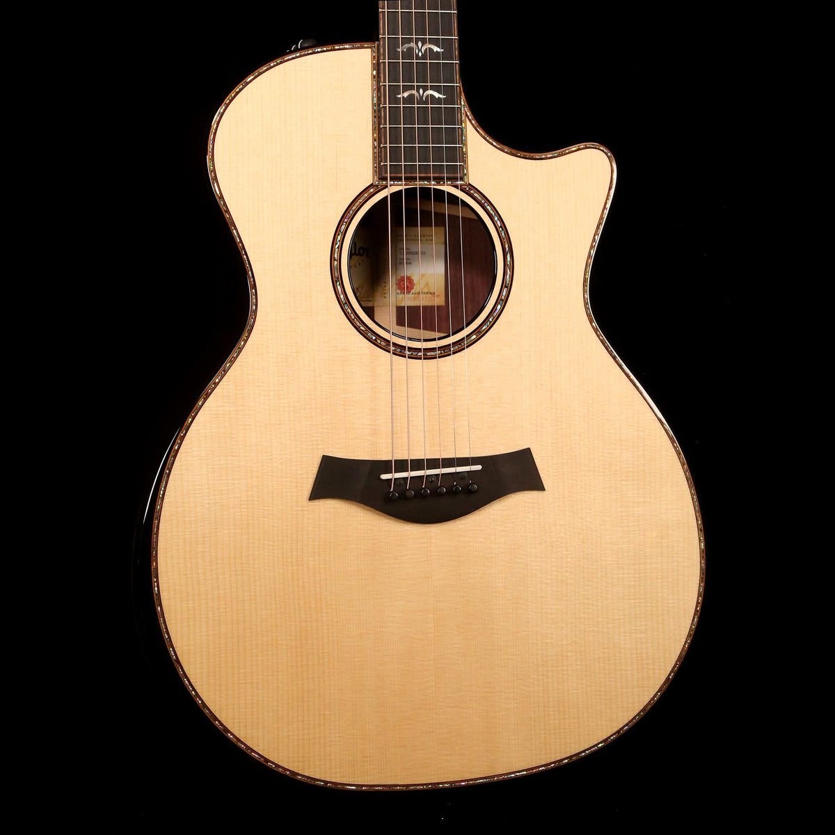 Taylor 914ce V-Class Grand Auditorium Acoustic-Electric Natural — 6