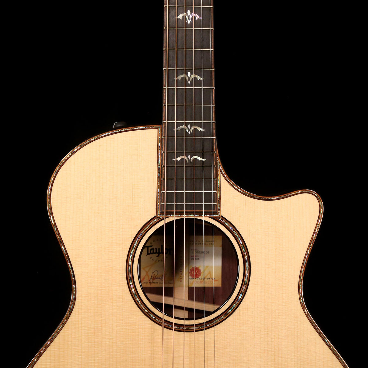 Taylor 914ce V-Class Grand Auditorium Acoustic-Electric Natural — 7