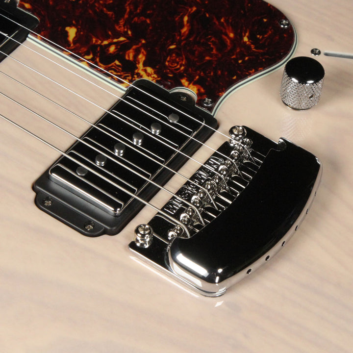 Ernie Ball Music Man James Valentine Signature Trem Transparent Buttermilk