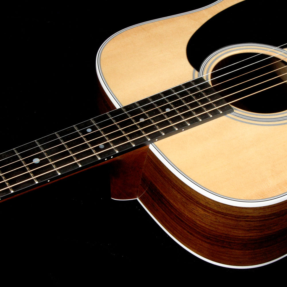 Martin D-28 Dreadnought Natural 2015 — 6