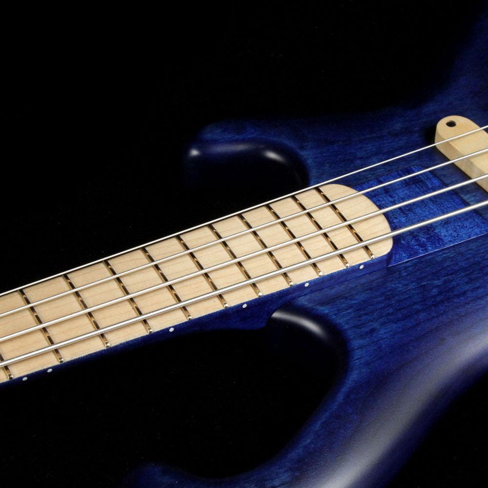 Ritter Instruments Cora 4 Electric Bass Frosted Dark Blue — 6