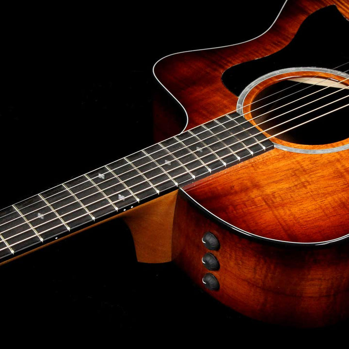 Taylor 224ce-K DLX Koa Acoustic Shaded Edgeburst
