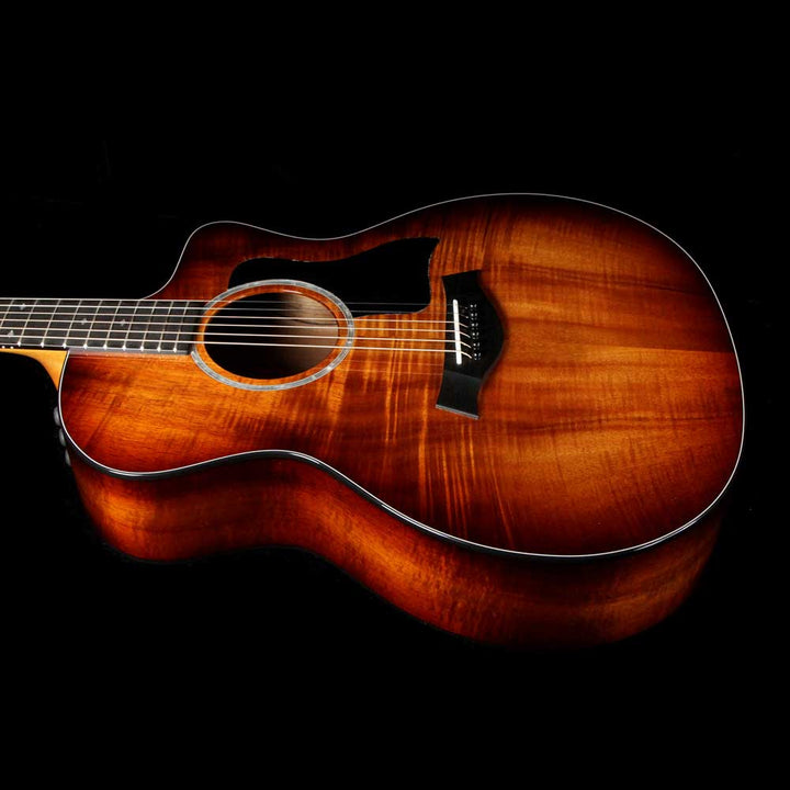 Taylor 224ce-K DLX Koa Acoustic Shaded Edgeburst
