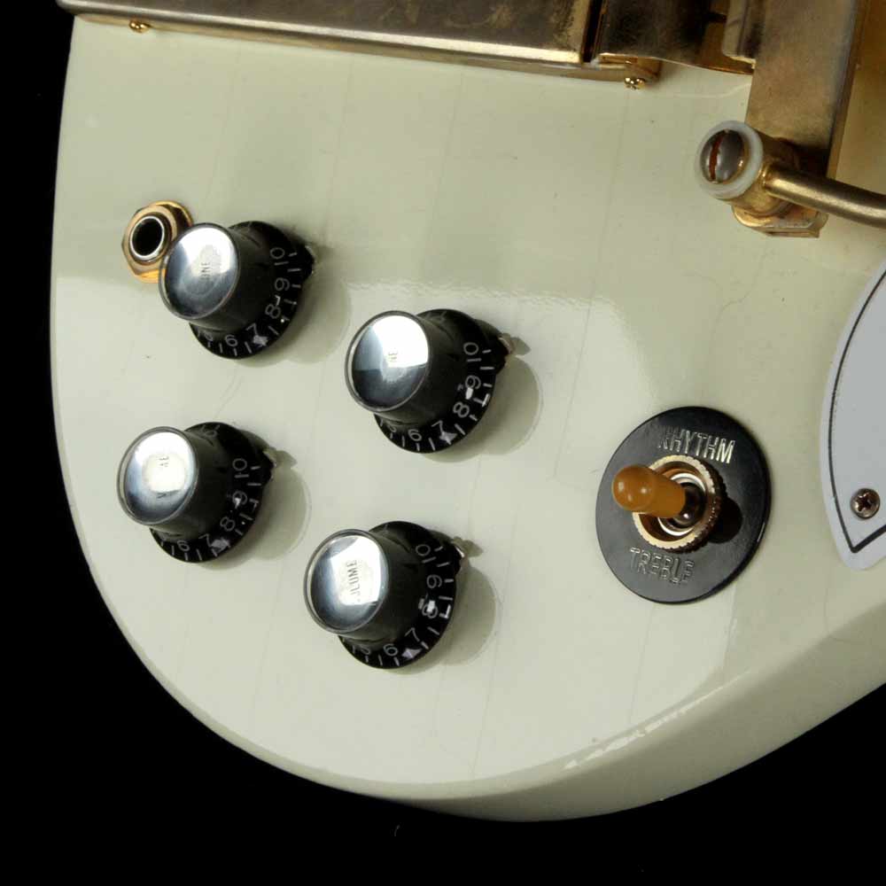 Gibson Custom Shop SG Custom Aged White — 8