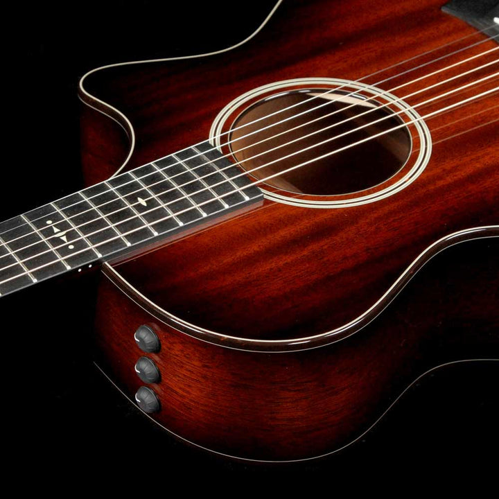 Taylor 522ce Grand Concert Acoustic Shaded Edgeburst 2017