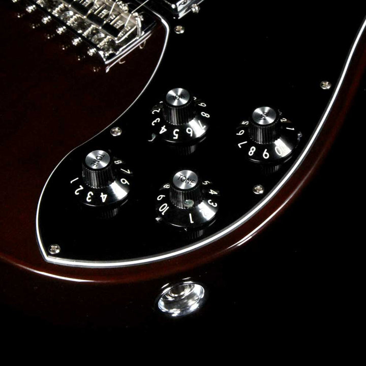 Fender Classic Series '72 Telecaster Deluxe Walnut