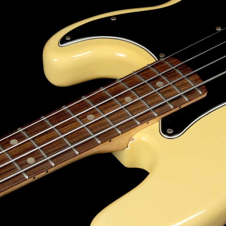 Fender Precision Bass Olympic White 1977