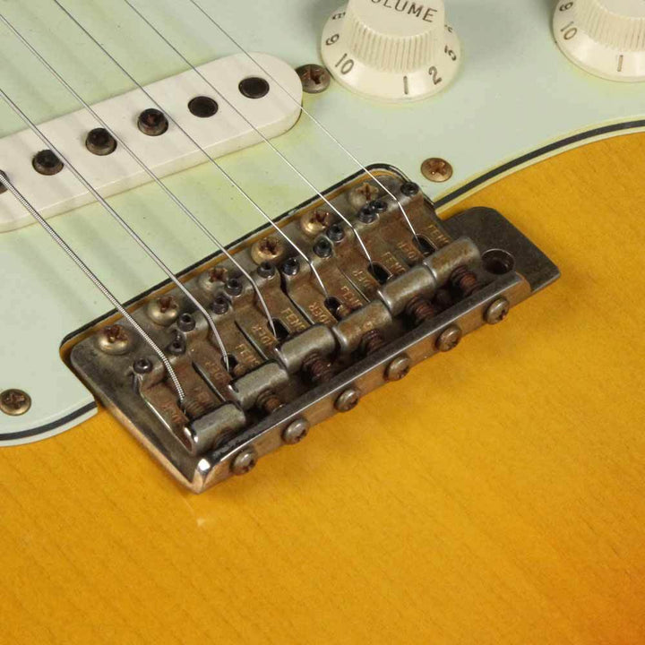 Fender Custom Shop '59 Stratocaster Relic Masterbuilt Yuriy Shishkov Faded 3 Color Sunburst 2012