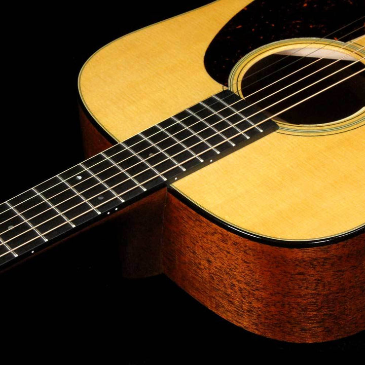 Martin D-18E Dreadnought Acoustic-Electric Natural