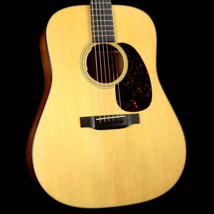 Martin D-18E Dreadnought Acoustic-Electric Natural