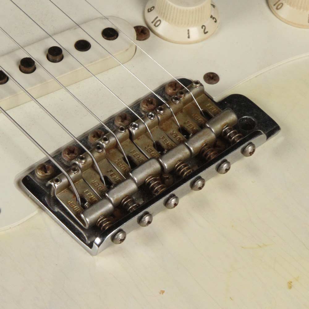 Fender Custom Shop 1957 Stratocaster White Blonde Heavy Relic 2009 — 6