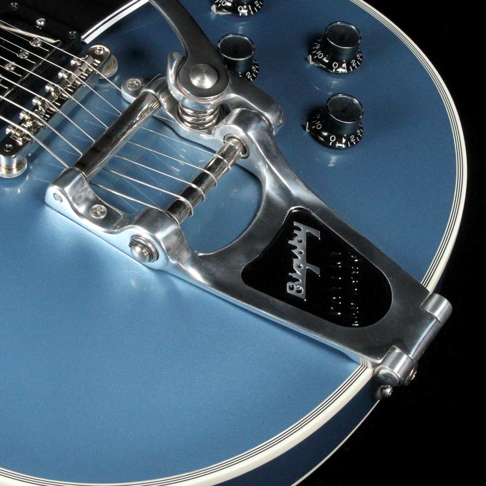 Gibson Custom Shop Les Paul Custom with Bigsby Pelham Blue — 4