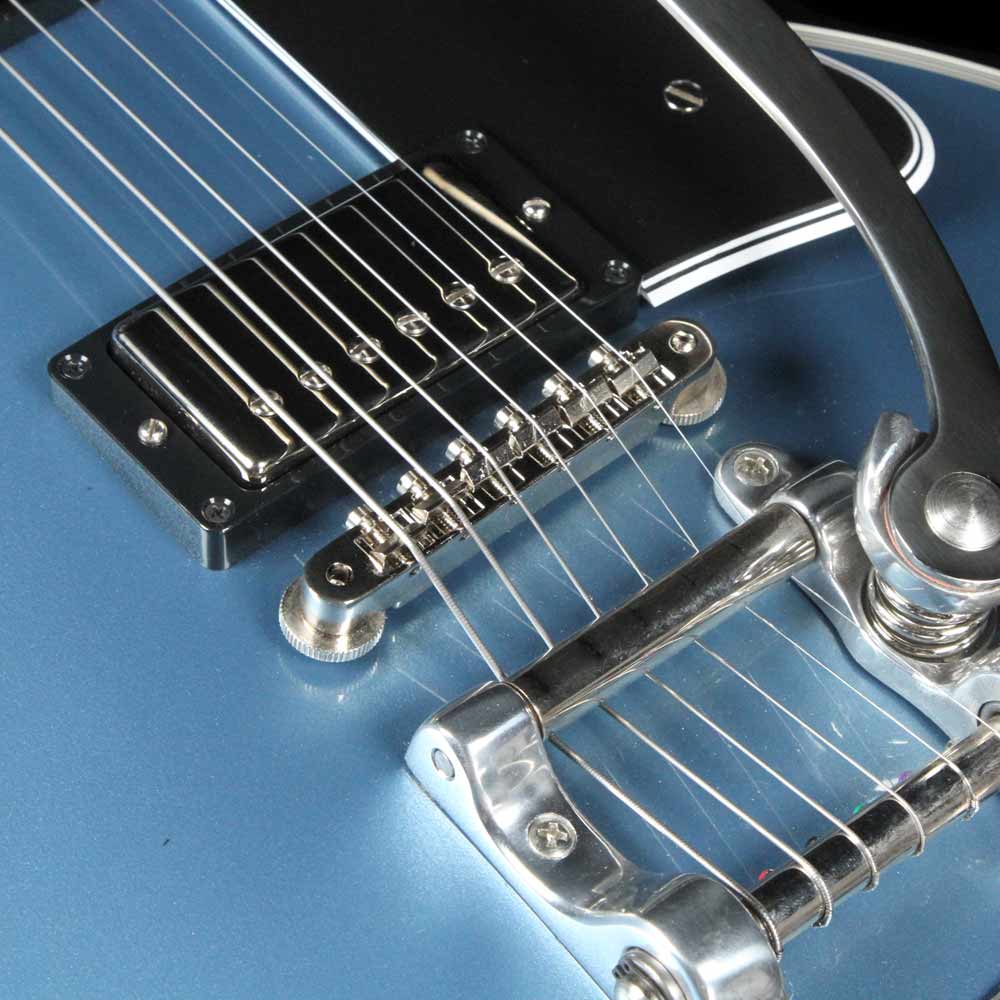 Gibson Custom Shop Les Paul Custom with Bigsby Pelham Blue — 5