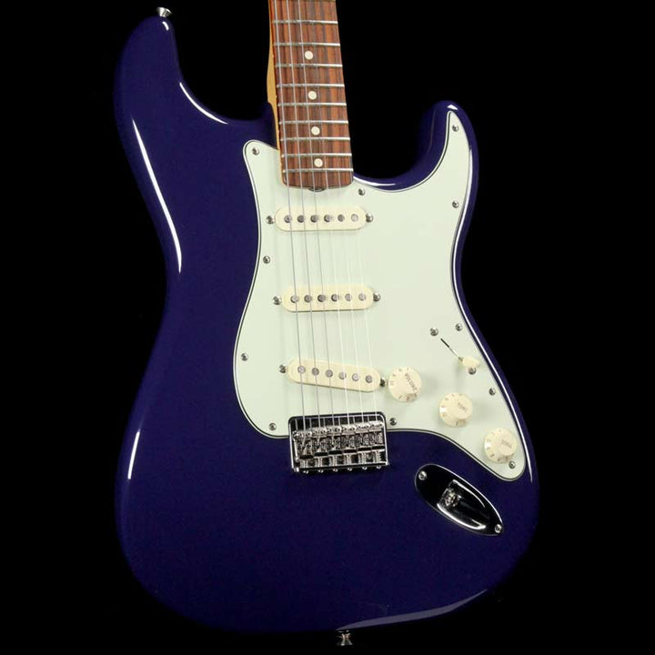 Fender Artist Series Robert Cray Stratocaster Violet 2014