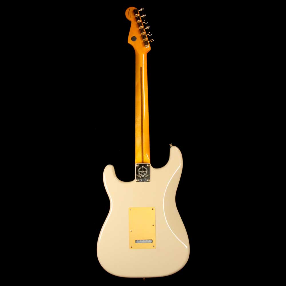 Fender Classic Player '50s Stratocaster Desert Sand | The Music Zoo