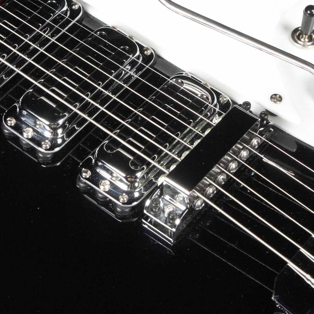 Rickenbacker 325c64 Jetglo — 4